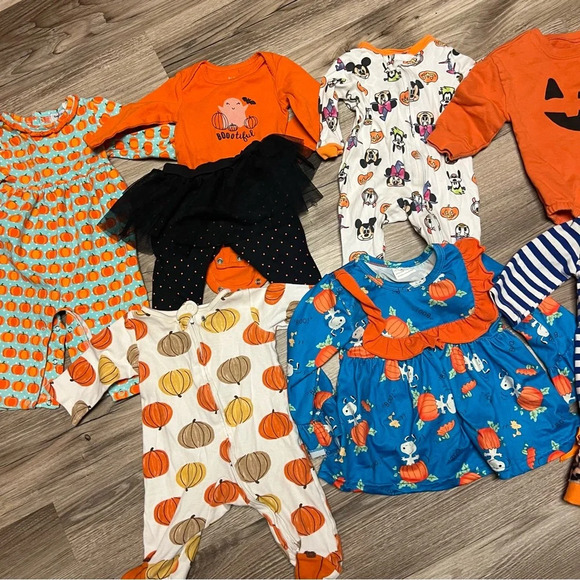 Baby girl fall and halloween lot size 0-3 & 3-6 - Picture 3 of 5